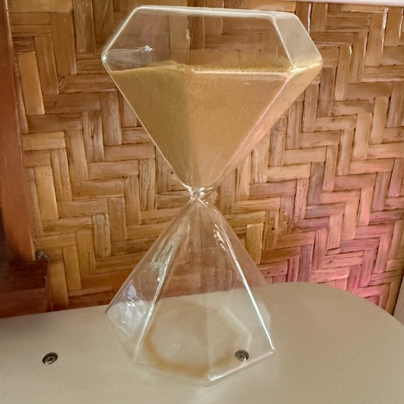 One hour Decorative sand timer glass - Picture 3 of 3